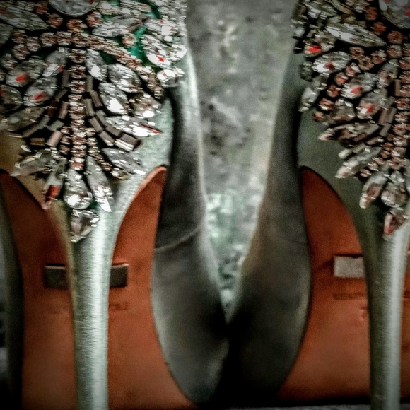 BADGLEY MISCHKA (Kiara) - Picture 3 of 3